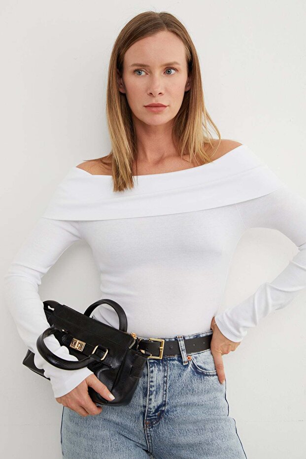 Basic Madonna Collar Modal Blouse