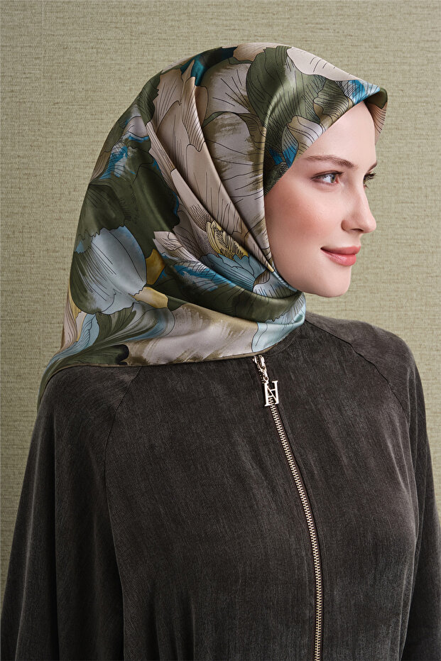 وشاح من الحرير الخالص 9627D 83