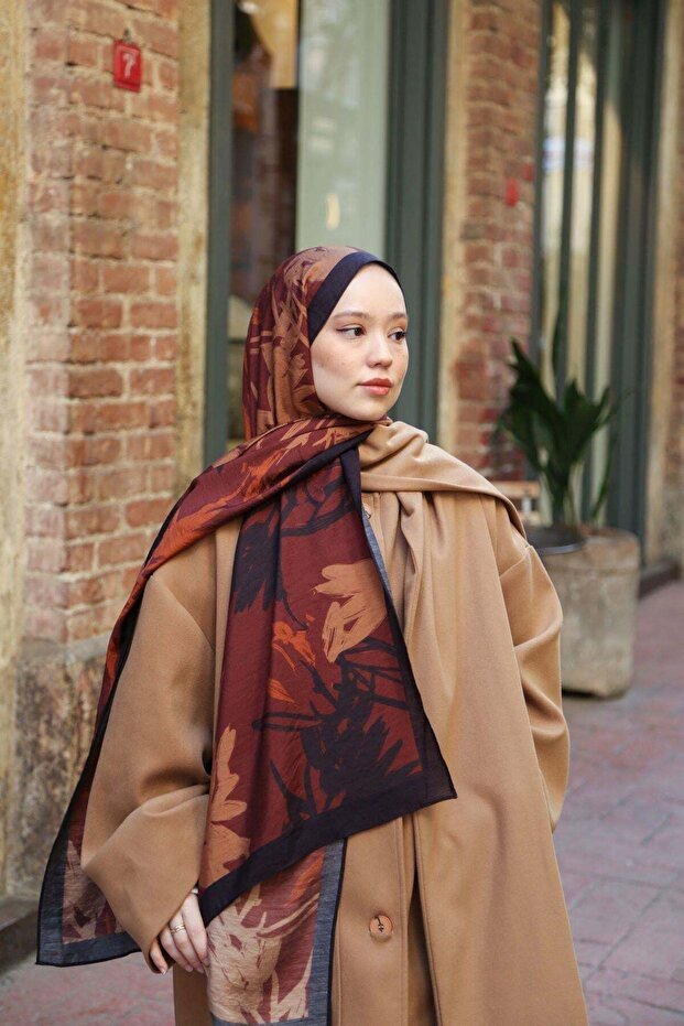 Amore Tree Pattern Shawl - Burgundy-Camel