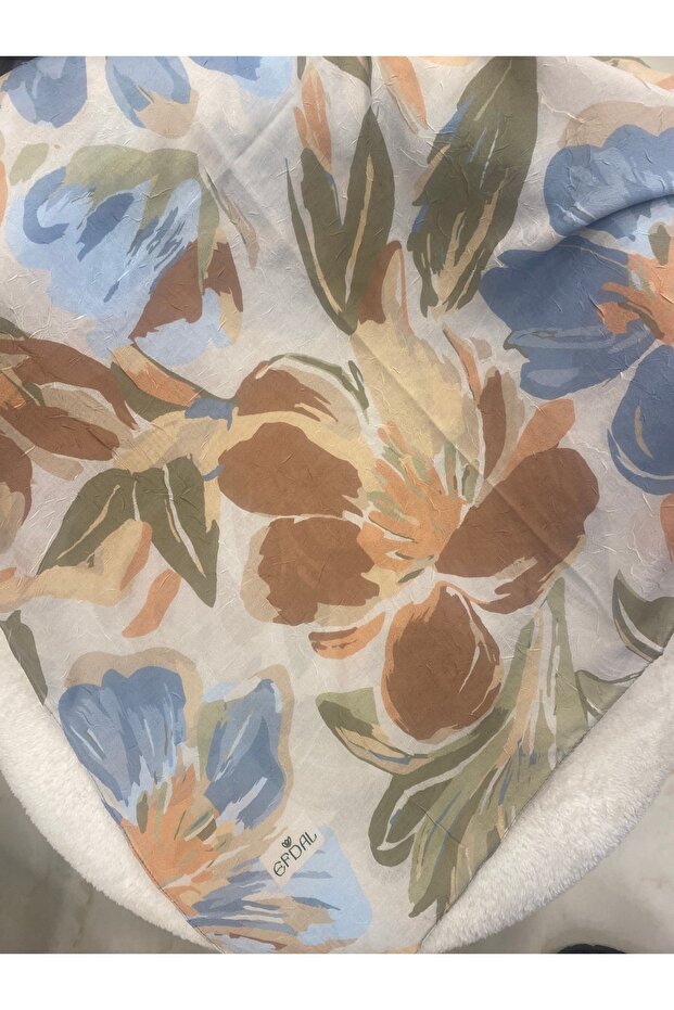 Efdal Müjgan Cupra Shawl