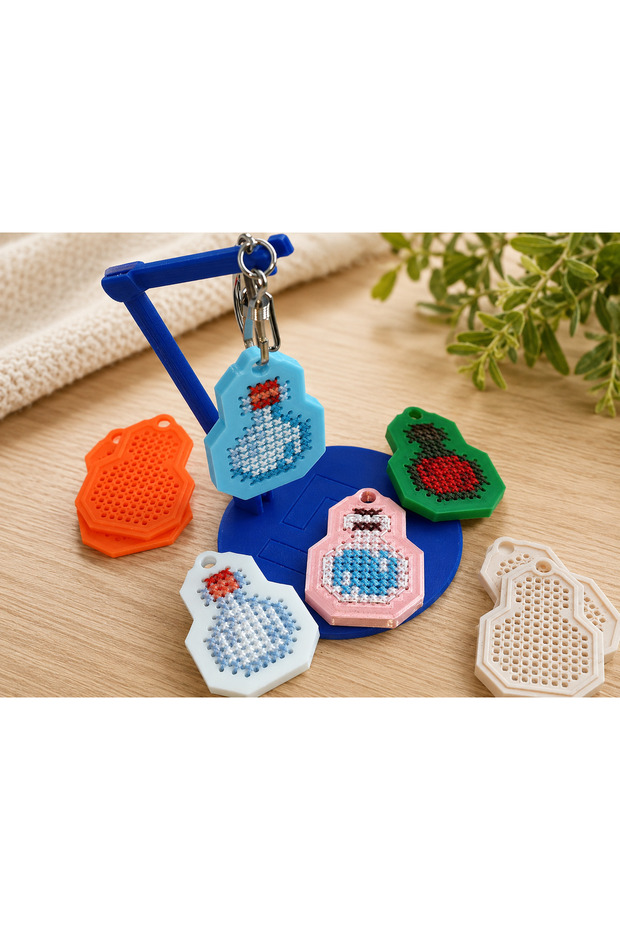 Mini Cross-Stitch Keychain Base | Double-Sided Processing Apparatus (Without Chain)