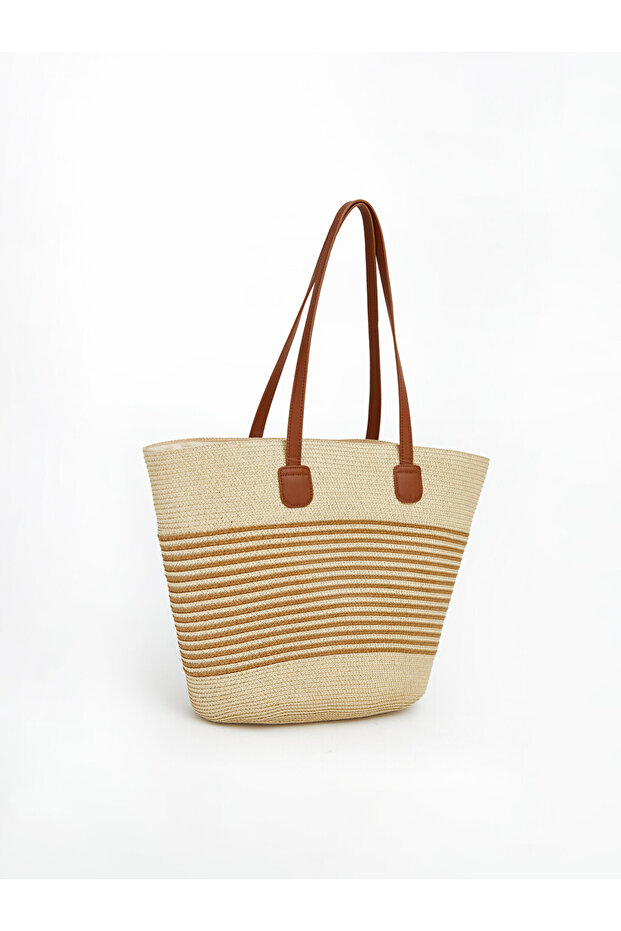 Women's straw beach bag