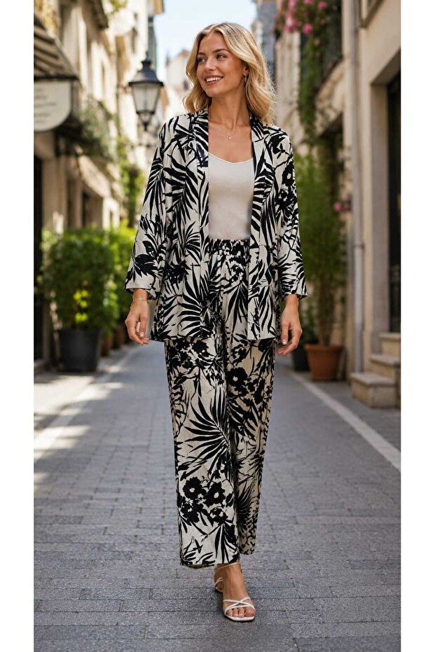 Ethnic Pattern Top-Bottom Trend Kimono Set