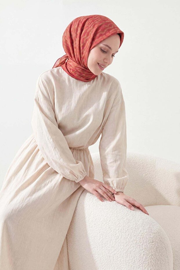 وشاح ناعم بلون الفوشيا