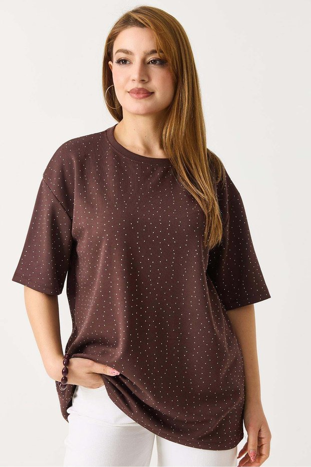 Women's stone detailed bicycle collar oversize t-shirt brown