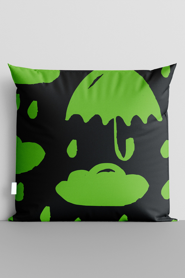 غطاء وسادة مطبوع رقميًا على الوجهين من Green Umbrella & Cloud - 7212
