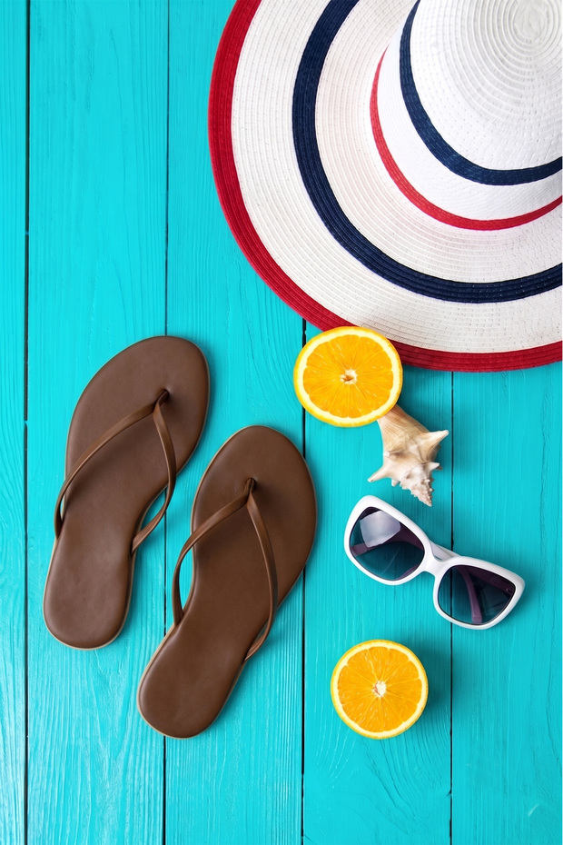 Women's Brown Jelly Flip Flops Stylish Comfortable Walking Summer Sandals Beach Pool Sea Slippers