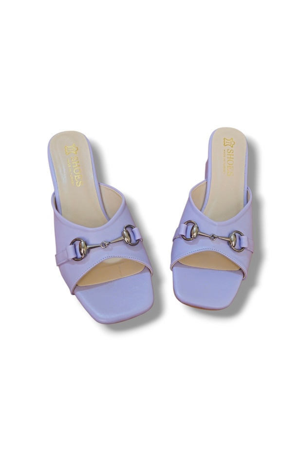 Women's Lila Buckled Thick-Heeled Slippers