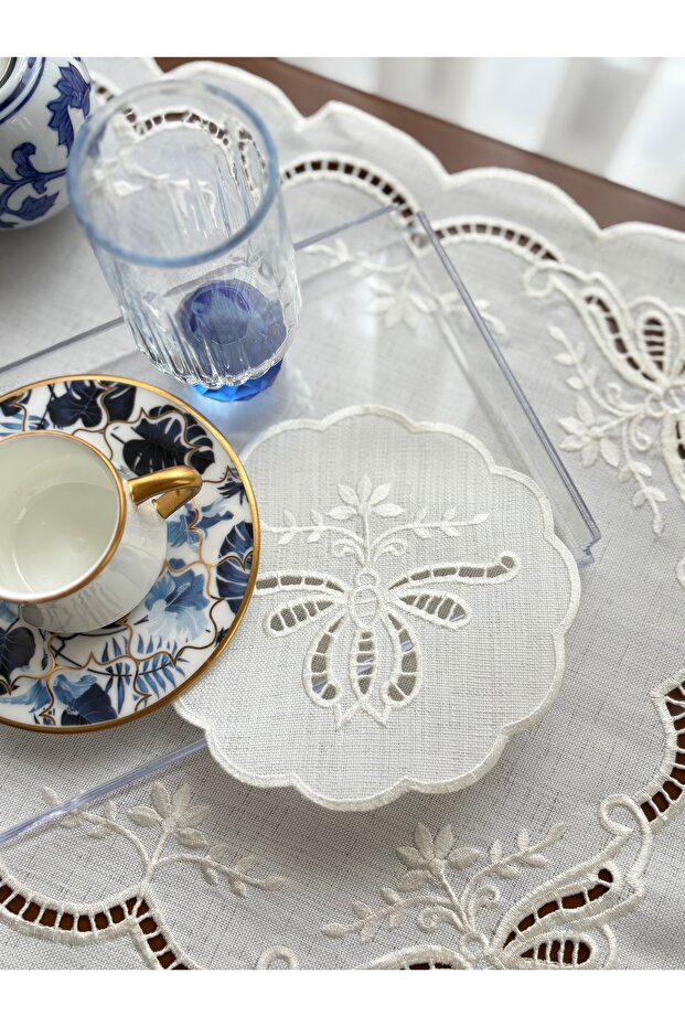 Kelebek - Cocktail Napkin Hole Work Cream - 15X15 cm 2 Pieces