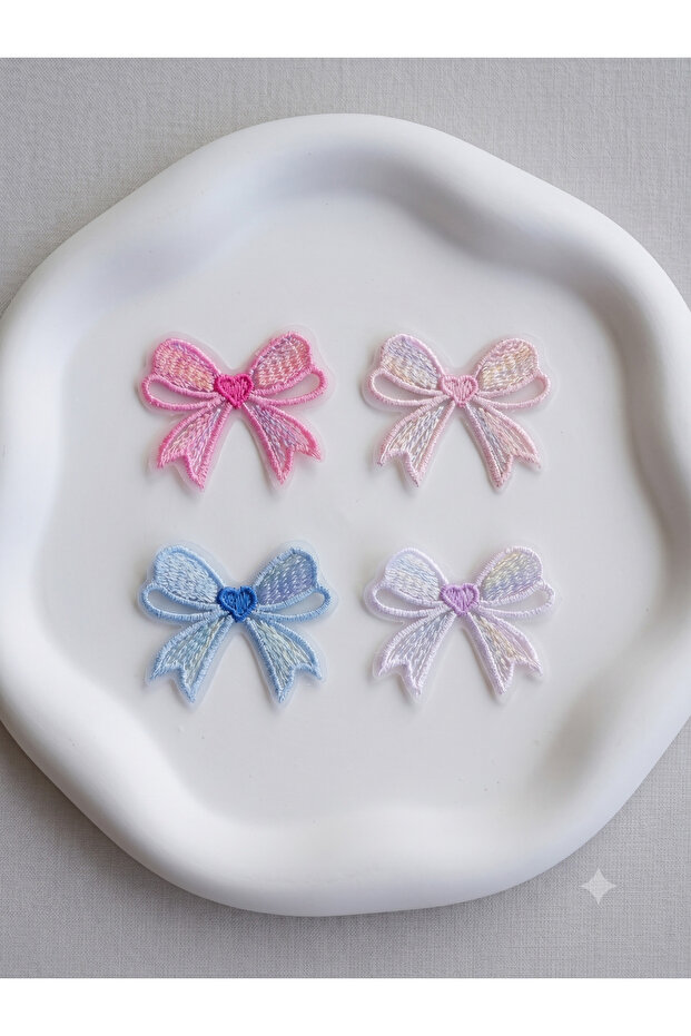 Embroidered Bow Set of 4 Clips for Hairless Babies