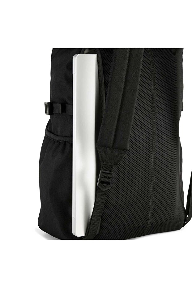 حقيبة ظهر ESSENTIALS ذات غطاء علوي قابل للف - 3
