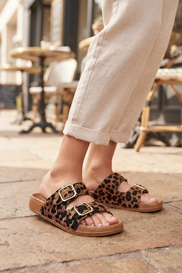 Leopard Patterned Double Buckle Women's Daily Comfortable Balcony Pool Beach Slippers