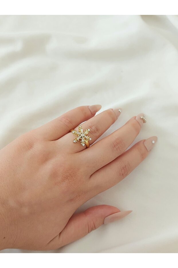 Snowflake Steel Stress Ring Can Be Adjusted to Fit the Finger