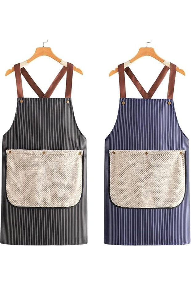 Two Aprons Towel Included Unisex Pockets Cross Straps Detachable Towel for Cooking Baking Washing Dishes Gardening