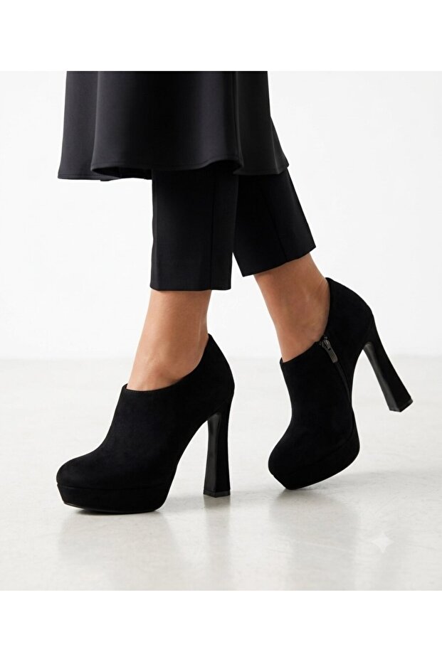 Platform Heeled Suede Shoes