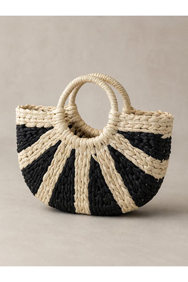 Black Straw Bag 20X32 Cnt1056O