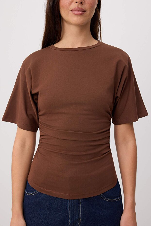 Ekru-Kahverengi 2'li Fitted/Vücuda Oturan Kısa Kollu Esnek Örme T-Shirt TWOSS26TS00319 - 3