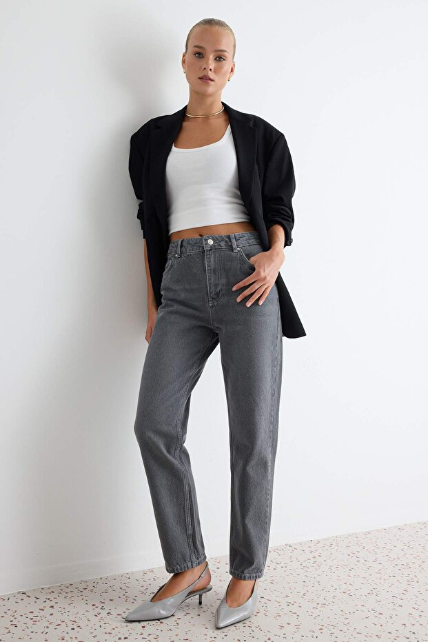 Gri Yüksek Bel Mom %100 Pamuk Non-Stretch Jeans TWOAW24JE00076 - 2