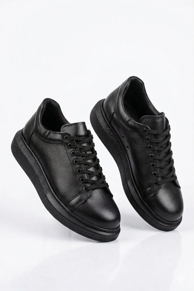 High Quality Thick Sole Lace-Up Sneaker Style Men's Sports Shoes Black