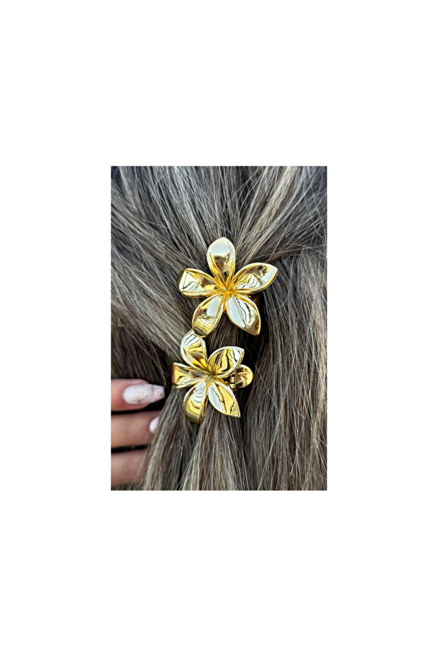 Gold Color Small Lotus Flower 2-Piece Clip Clasp