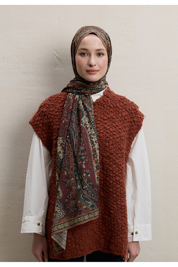 Zaira Patterned Shawl Burgundy