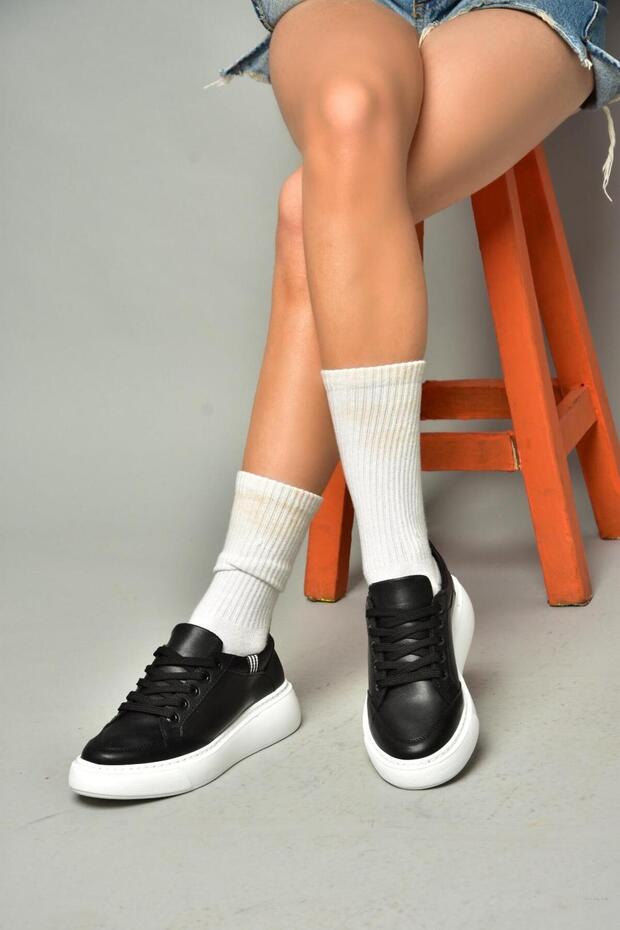 S274048409 Women's Black Sneakers Sneakers