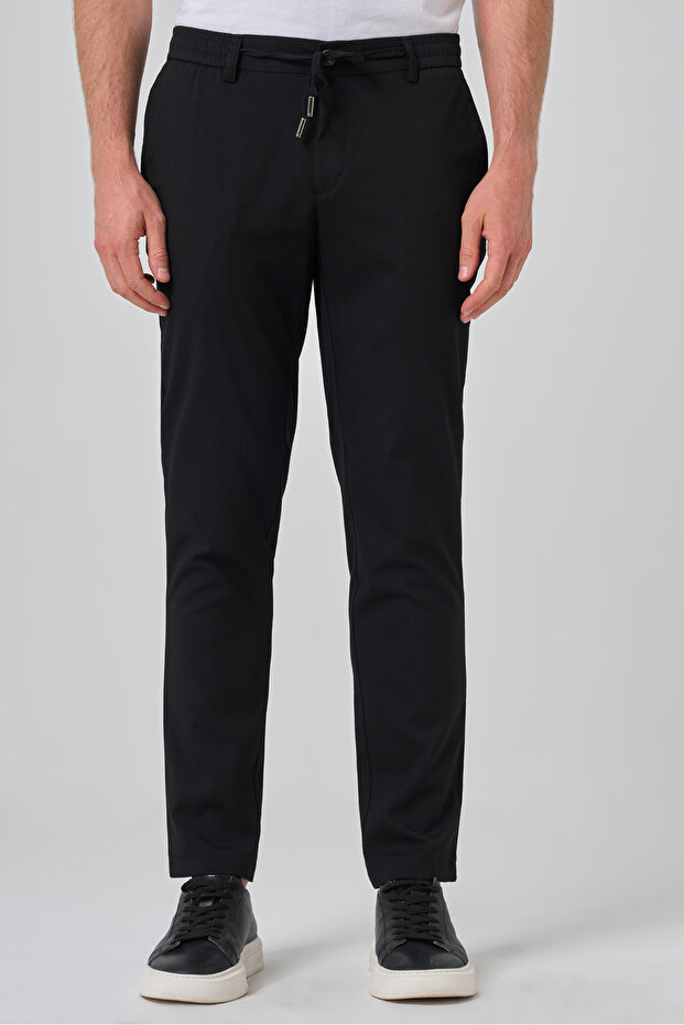 Men's Black Polyviscose Jogger Slim Fit Pants