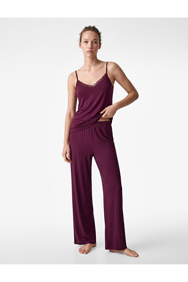 Lace Detailed V-Neck Viscose Strap Pajama Top