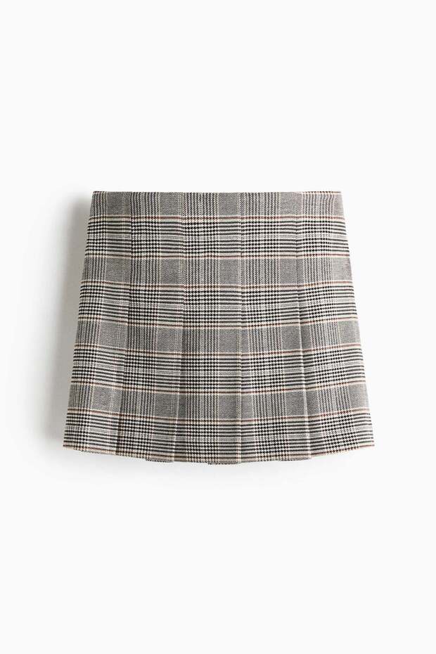 Pleated denim skirt