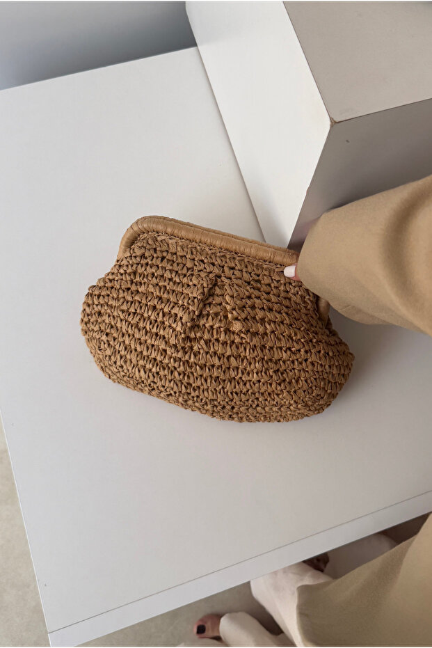 Women's Straw Handbag Camel Straw