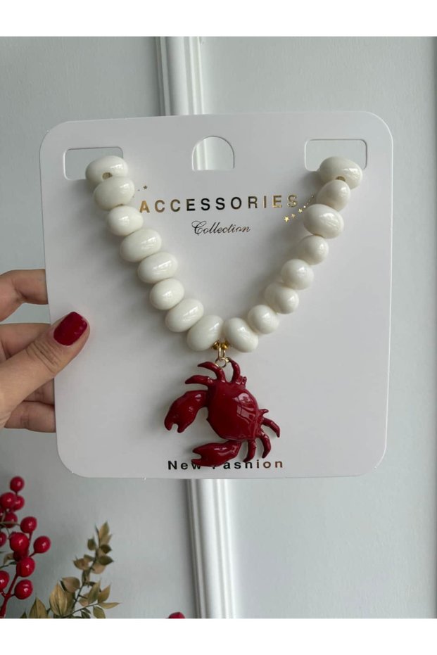 Zr Model Soap Beads & Red Crab Necklace