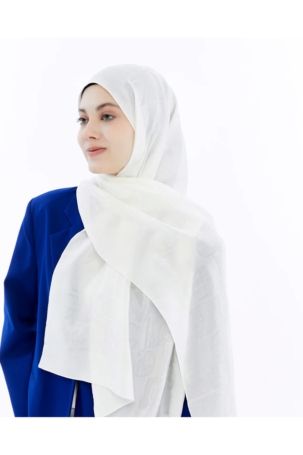 Alia Dama Pattern Shawl
