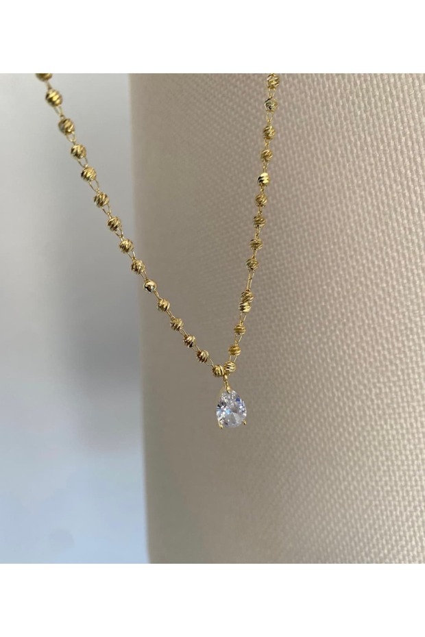 Dorika Necklace with Drop Stone Detail