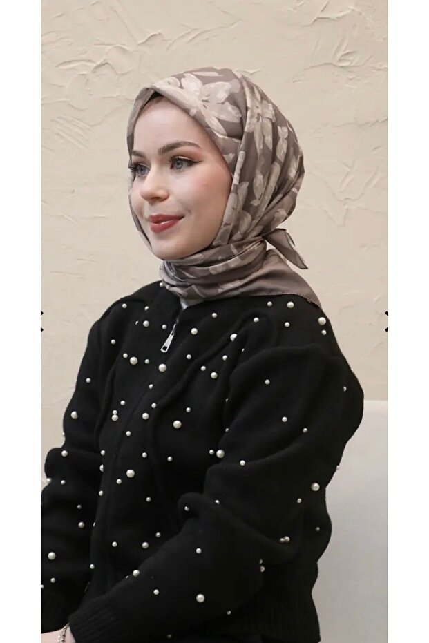 وشاح قطني هندي بنمط زنبق إفداال