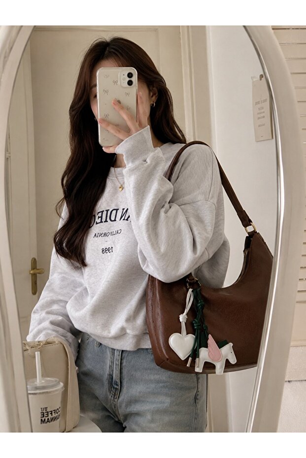 3-Piece Leather Bag Charm Set – Korean Style Bag Accessory with Heart & Horse Figures | Bag Charm Keychain