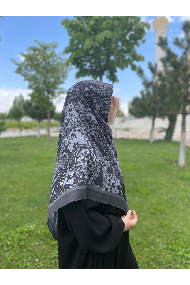 وشاح قطني كبير الحجم بنمط عرقي 115x115 سم