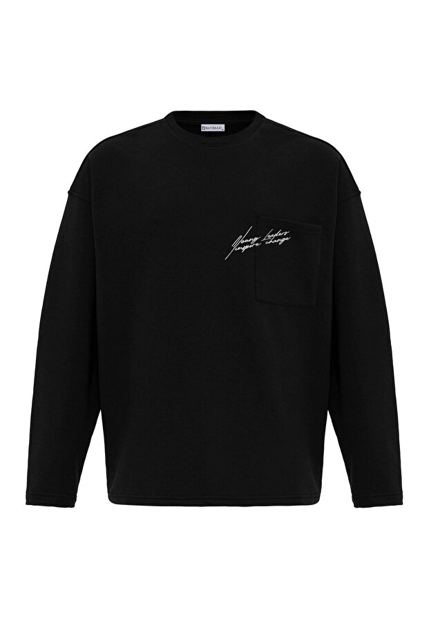 Oversize Sweatshirt with Pocket Detail