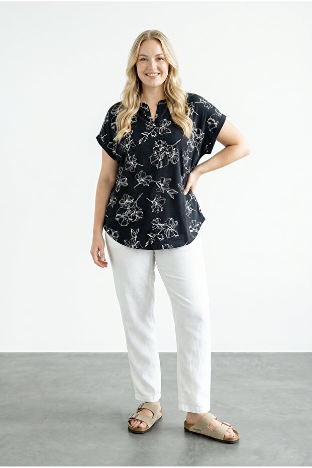 Collar Detailed Metallic Printed T-Shirt