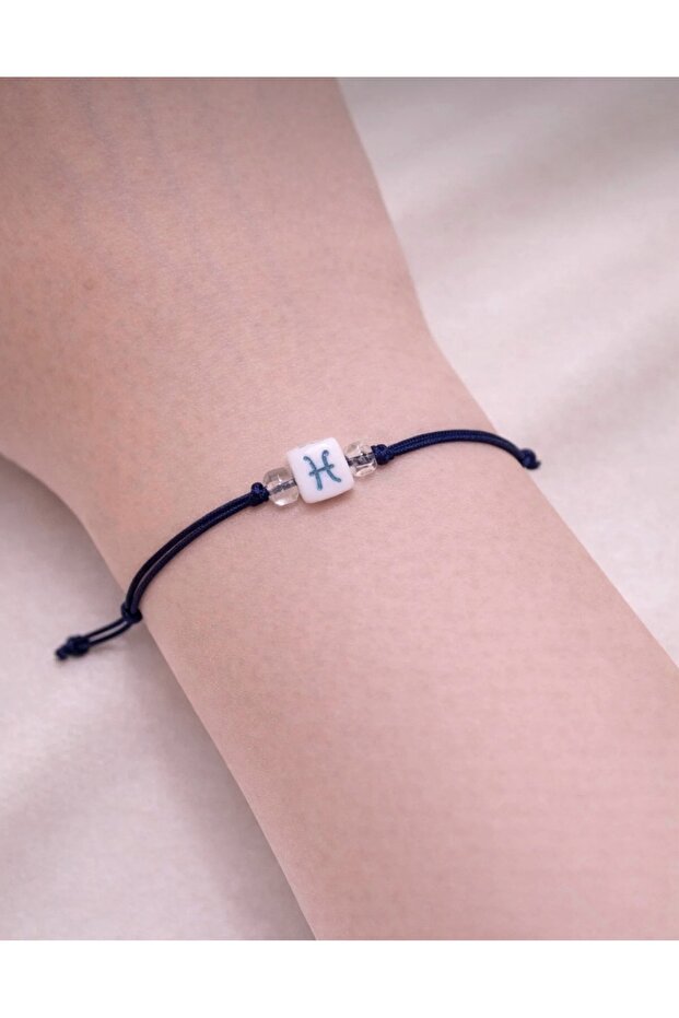 Minimal Pisces Adjustable String Bracelet