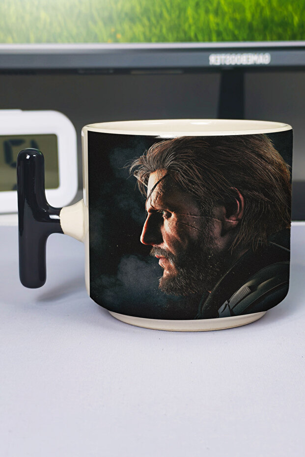 كوب سيراميك فاخر مطبوع عليه Metal Gear Solid (قطعة واحدة) بمقبض أسود خاص على شكل حرف T V2T