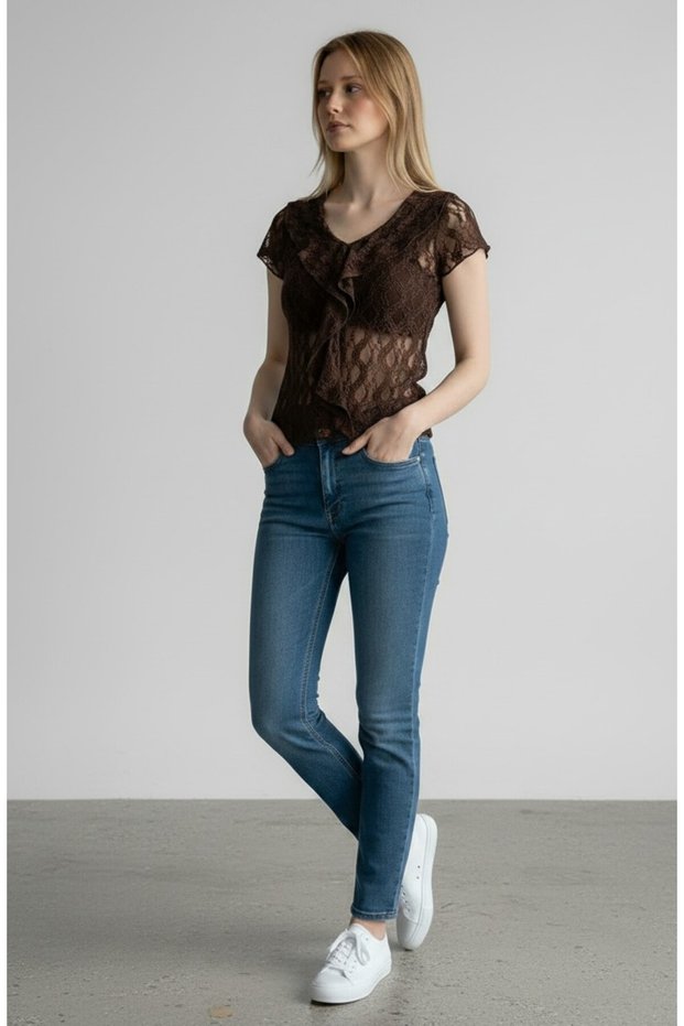 Short Sleeve Lace Blouse