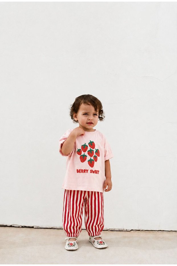 Baby Girl Strawberry Patterned T-Shirt + Muslin Pants Set