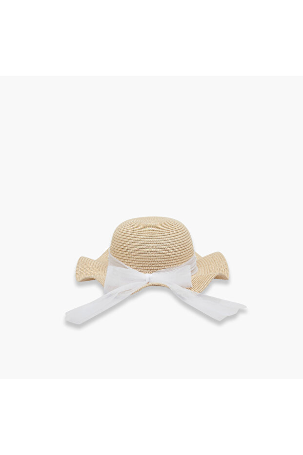 Hat with Bow Detail
