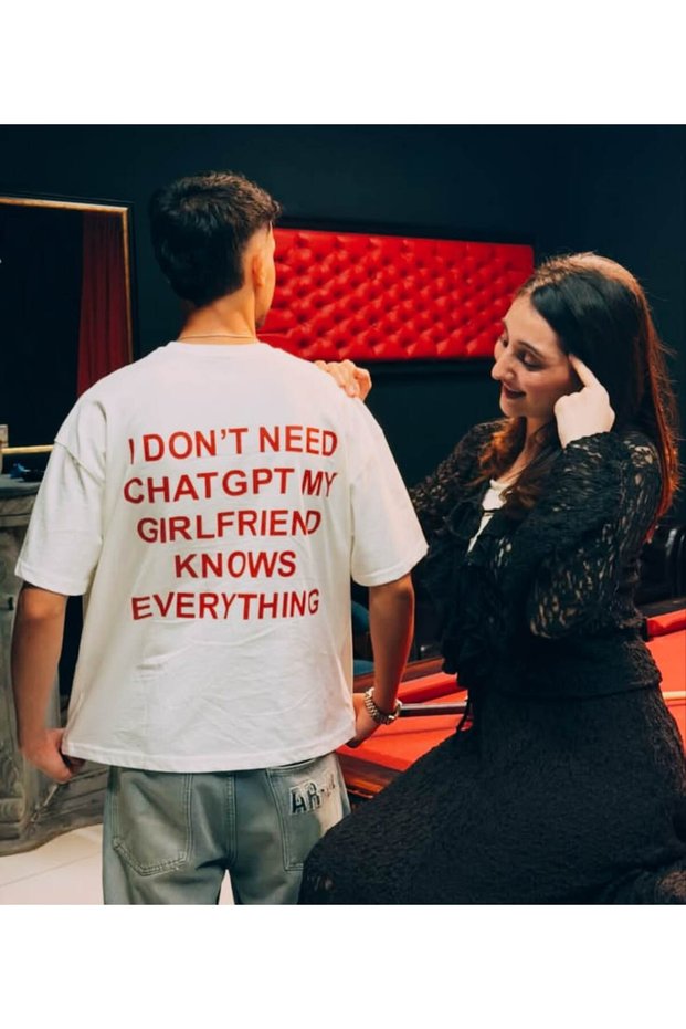 Special Humorous "I Don'T Need Chatgpt" Back-Printed White Men's T-Shirt for Lovers