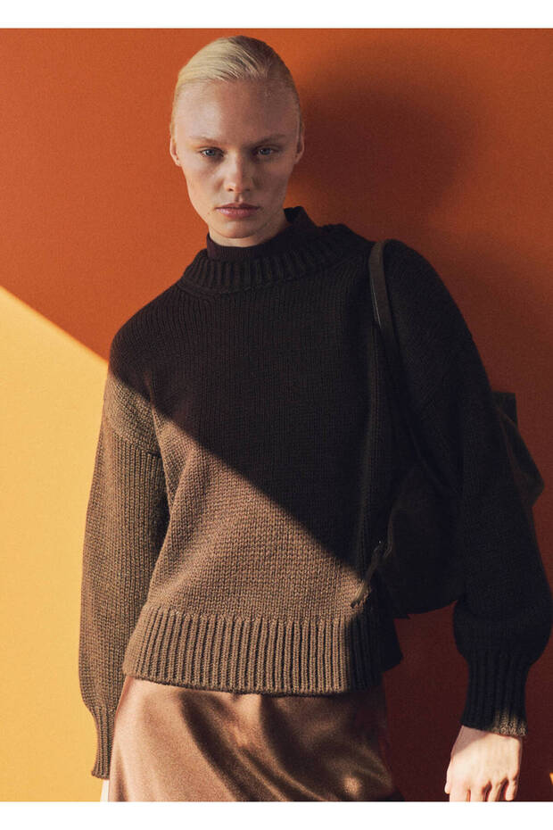 Gerippter, dicker Strickpullover - 2