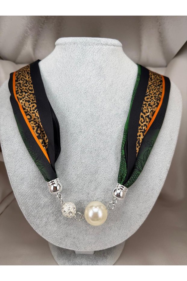 Women's Black Green Leopard Patterned Magnet Scarf Necklace with Large Pearl Detail Stylish Fabric Neck Necklace