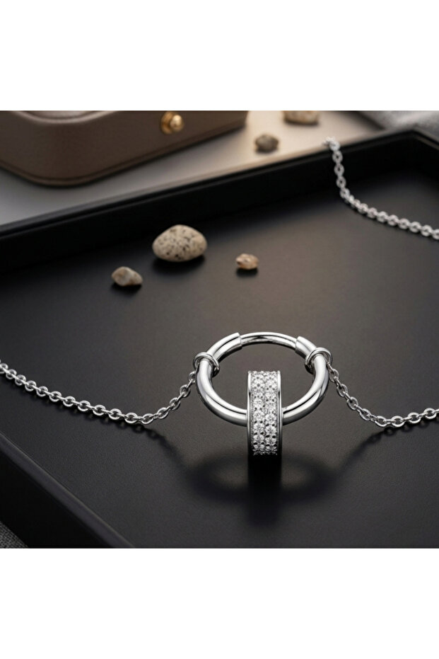 Stainless Steel Zircon Stone Circle Women's Necklace – Modern Design