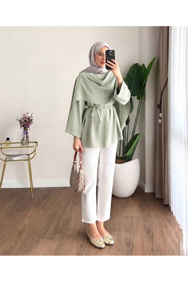 Cape Collar Blouse Light Green