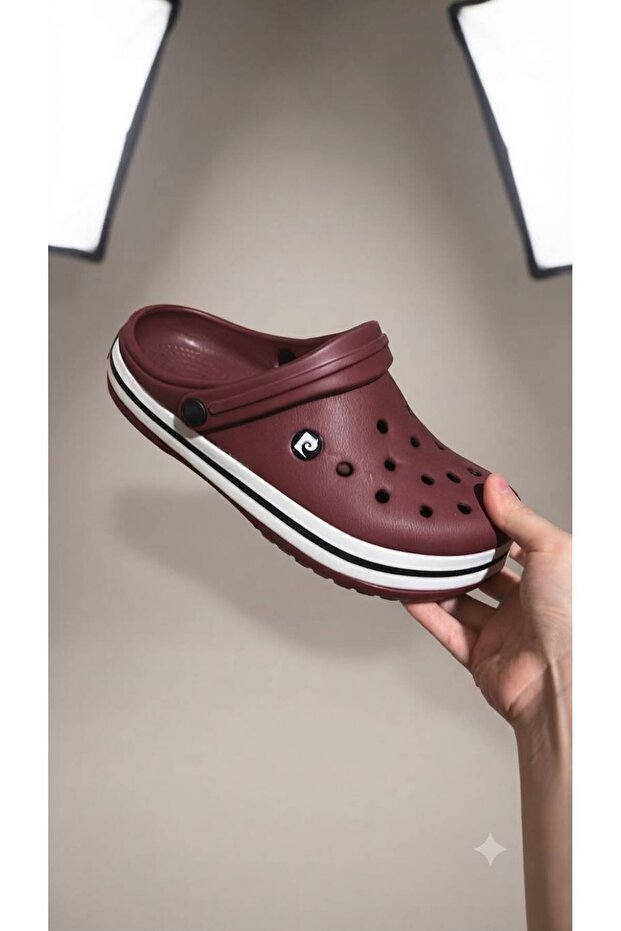 Closed Front Breathable Comfortable Slippers