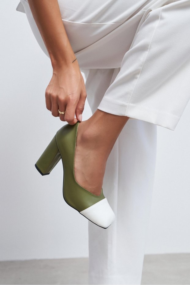 Emily Khaki Matte White Toe Detailed Closed Back Thick Heeled Women's Shoes